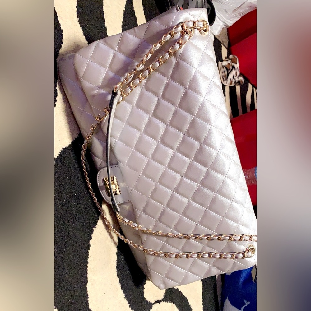 Quilted travel bag